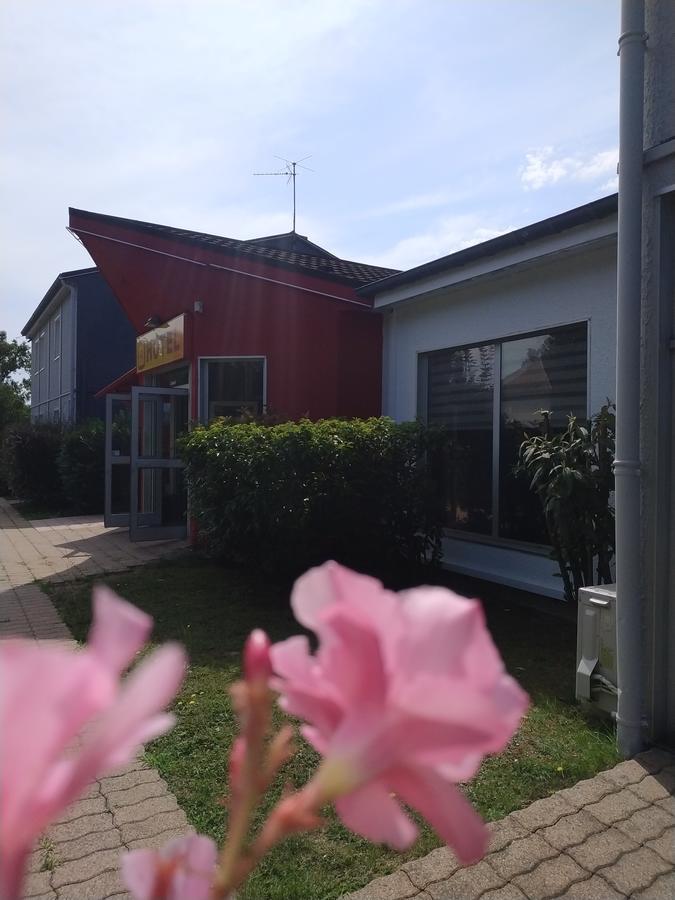 Hotel - Restaurant Du Lac - Agen Boe Екстер'єр фото